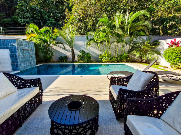 Casa no Condomínio Costa Nova Residence com 286 m²