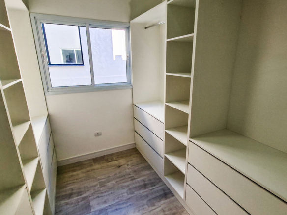 Casa no Condomínio Costa Nova Residence com 286 m²