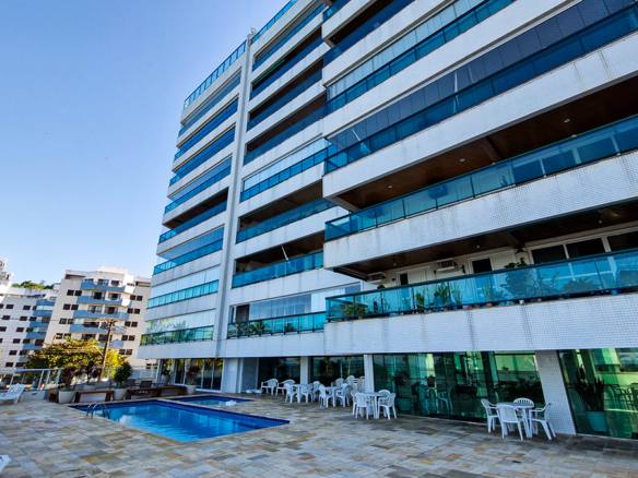 Espetacular cobertura Duplex na Martin de Sá com 336 m²
