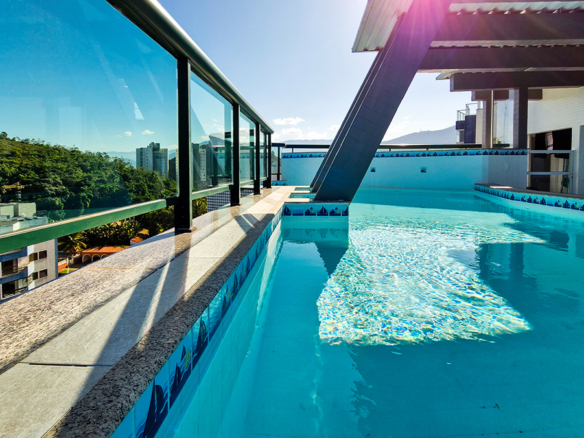 Espetacular cobertura Duplex na Martin de Sá com 336 m²