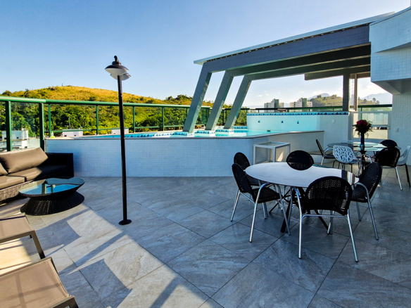 Espetacular cobertura Duplex na Martin de Sá com 336 m²