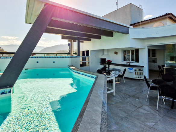 Espetacular cobertura Duplex na Martin de Sá com 336 m²