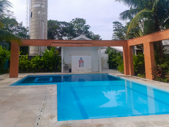 Sobrado em condomínio em Maresias com 128m²