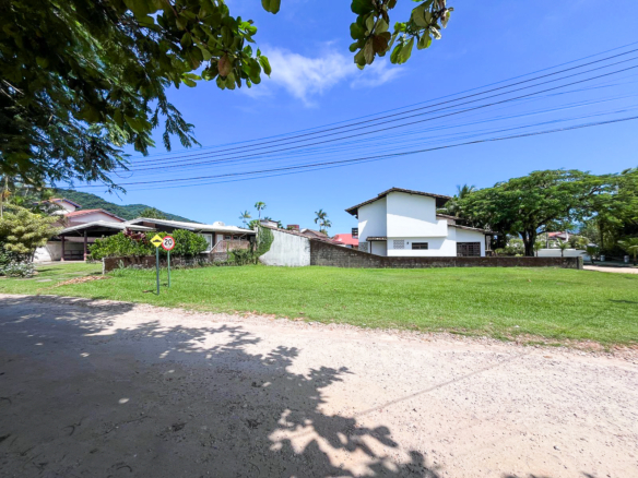Terreno exclusivo no Condomínio Salga Lagoinha, Ubatuba