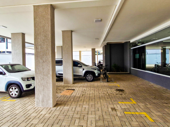Apartamento tipo no centro de Ubatuba com 81m²