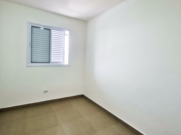 Apartamento tipo no centro de Ubatuba com 81m²