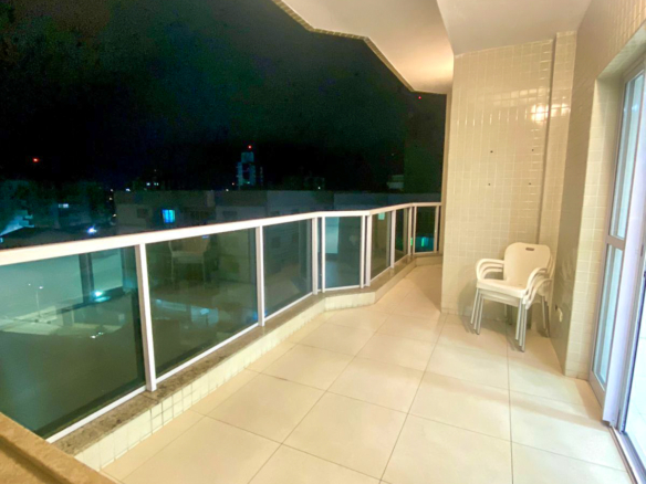 Exclusividade em Caraguatatuba – 3 Dormitórios com Sacadas e 2 Vagas no Centro