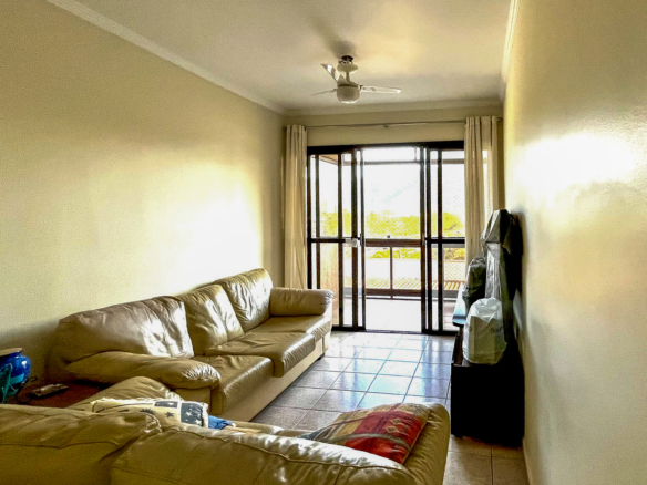 Apartamento á 150mts da praia do Sape com 3 dormitórios e 103m²