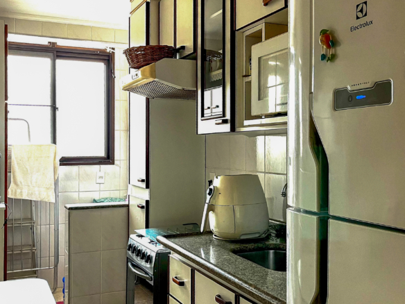 Apartamento á 150mts da praia do Sape com 3 dormitórios e 103m²