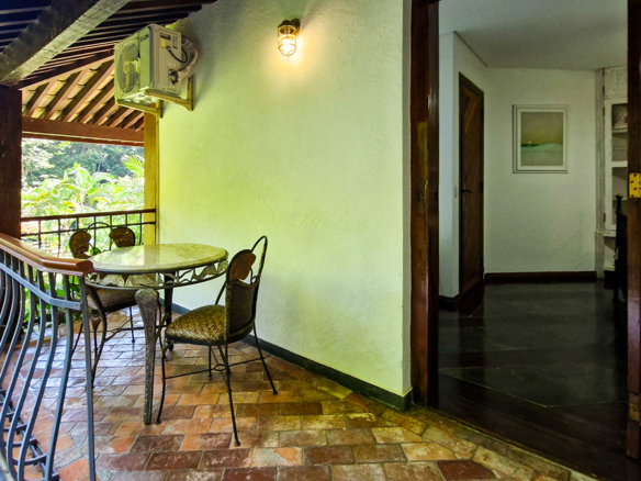 Casa à venda no Condomínio Dominga Dias em Ubatuba com 700 m² de área construída