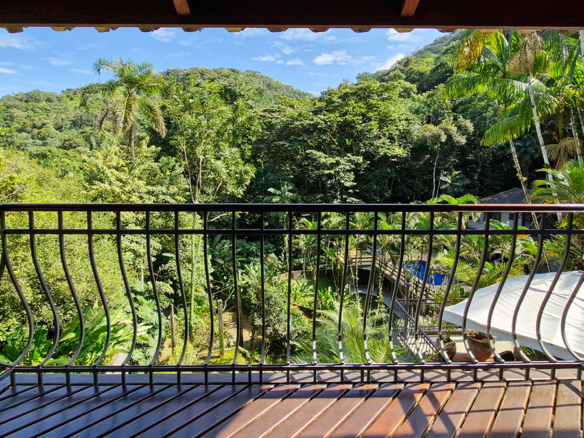 Casa à venda no Condomínio Dominga Dias em Ubatuba com 700 m² de área construída