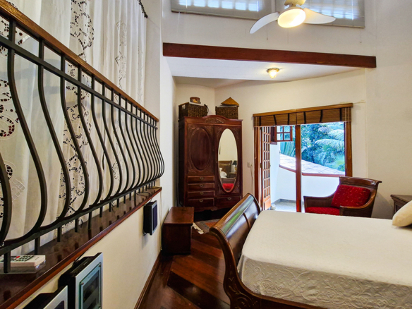 Casa à venda no Condomínio Dominga Dias em Ubatuba com 700 m² de área construída