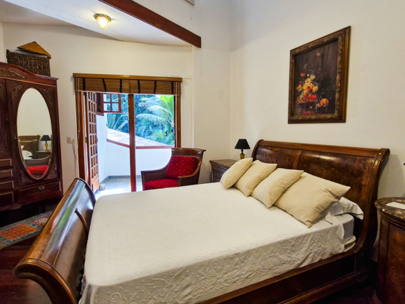 Casa à venda no Condomínio Dominga Dias em Ubatuba com 700 m² de área construída