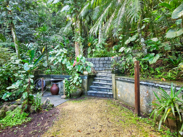 Casa à venda no Condomínio Dominga Dias em Ubatuba com 700 m² de área construída