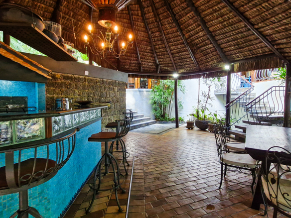 Casa à venda no Condomínio Dominga Dias em Ubatuba com 700 m² de área construída