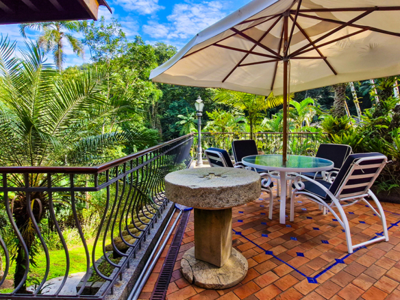 Casa à venda no Condomínio Dominga Dias em Ubatuba com 700 m² de área construída