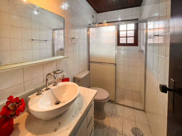 Casa à Venda – Condomínio Salga | Praia da Lagoinha · Ubatuba/SP