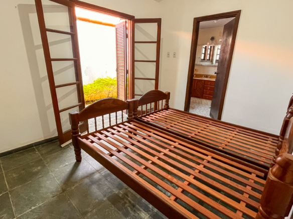 Casa à Venda – Condomínio Salga | Praia da Lagoinha · Ubatuba/SP