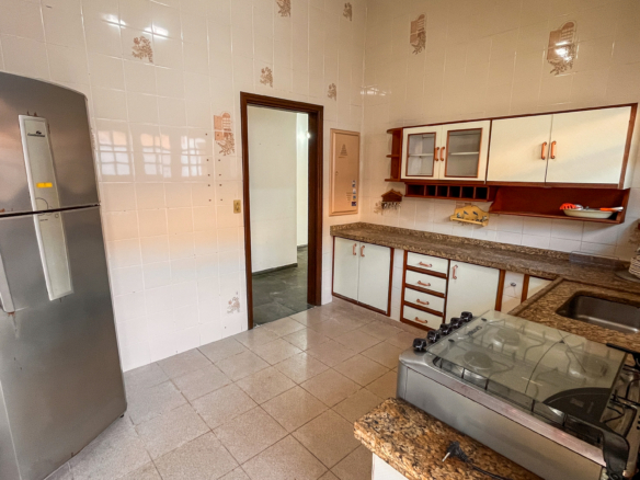 Casa à Venda – Condomínio Salga | Praia da Lagoinha · Ubatuba/SP