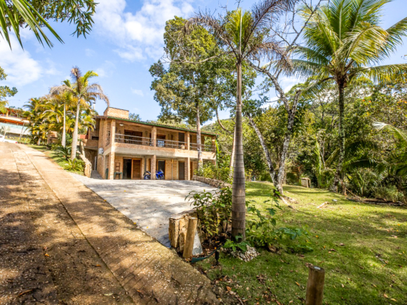 Casa à Venda na Praia do Pulso – Ubatuba/SP