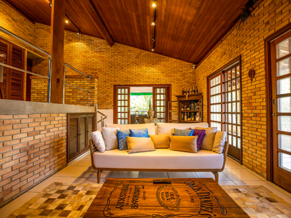 Casa à Venda na Praia do Pulso – Ubatuba/SP