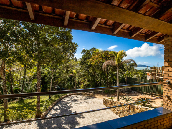 Casa à Venda na Praia do Pulso – Ubatuba/SP