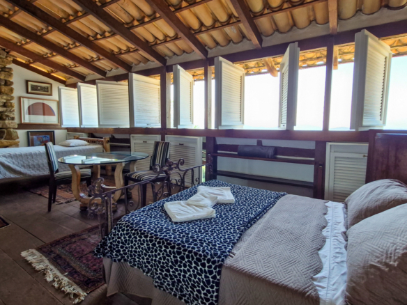 Espetacular Casa, Vista Mar na Praia do Léo – Ubatuba com 900m² de área construida