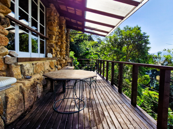 Espetacular Casa, Vista Mar na Praia do Léo – Ubatuba com 900m² de área construida