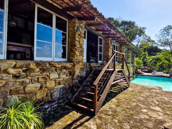 Espetacular Casa, Vista Mar na Praia do Léo – Ubatuba com 900m² de área construida
