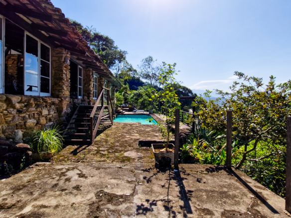 Espetacular Casa, Vista Mar na Praia do Léo – Ubatuba com 900m² de área construida