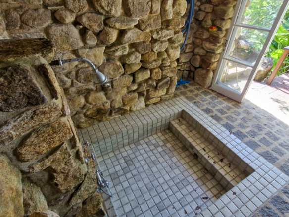 Espetacular Casa, Vista Mar na Praia do Léo – Ubatuba com 900m² de área construida