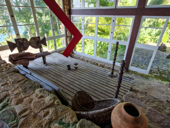 Espetacular Casa, Vista Mar na Praia do Léo – Ubatuba com 900m² de área construida
