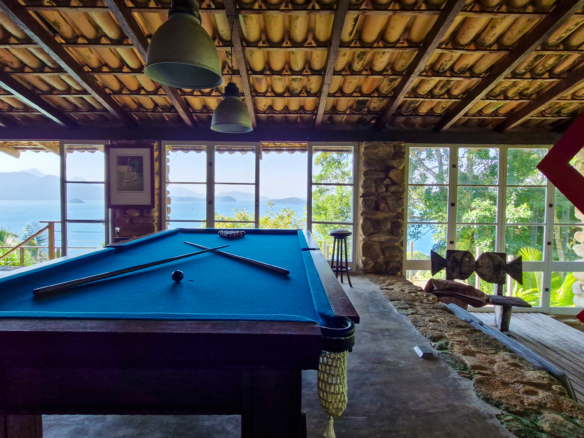 Espetacular Casa, Vista Mar na Praia do Léo – Ubatuba com 900m² de área construida