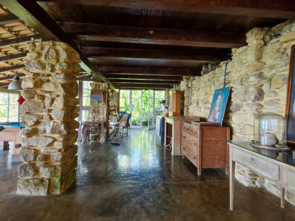 Espetacular Casa, Vista Mar na Praia do Léo – Ubatuba com 900m² de área construida