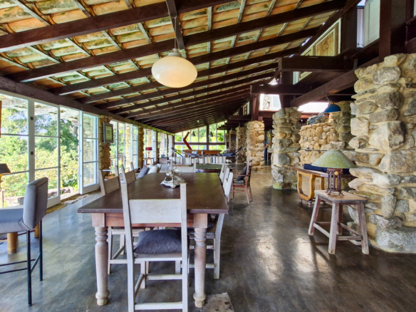 Espetacular Casa, Vista Mar na Praia do Léo – Ubatuba com 900m² de área construida