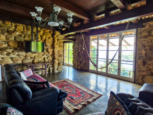 Espetacular Casa, Vista Mar na Praia do Léo – Ubatuba com 900m² de área construida