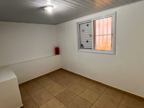 Casa à Venda – Condomínio Fechado na Praia de Santa Rita, Ubatuba/SP