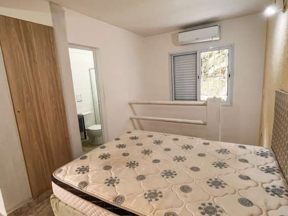 Casa à Venda – Condomínio Fechado na Praia de Santa Rita, Ubatuba/SP
