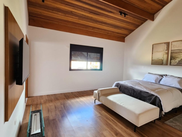 Casa exclusiva no Condomínio Beverly Hills – Recanto Araucária em Campos do Jordão