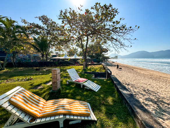 Casa Pé na Areia à Venda  Praia do Sapê, Ubatuba