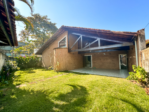 Casa Pé na Areia à Venda  Praia do Sapê, Ubatuba