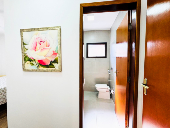 Casa Térrea à Venda no Condomínio Lagoinha (Salga) – Ubatuba/SP
