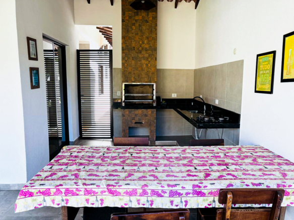 Casa Térrea à Venda no Condomínio Lagoinha (Salga) – Ubatuba/SP