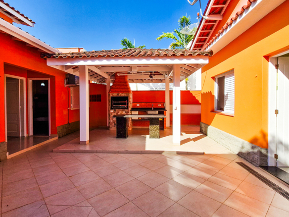 Casa Frente Mar à Venda – Condomínio Salga – Lagoinha | Ubatuba/SP