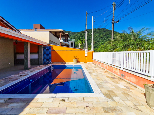 Casa Frente Mar à Venda – Condomínio Salga – Lagoinha | Ubatuba/SP