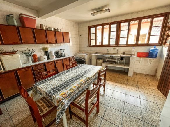 Casa em Condomínio à Venda – Praia da Lagoinha, Ubatuba