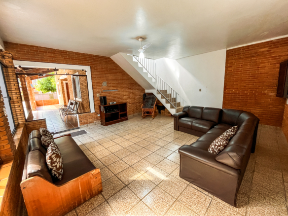 Casa em Condomínio à Venda – Praia da Lagoinha, Ubatuba