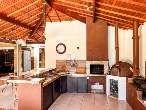 Casa em Condomínio à Venda – Praia da Lagoinha, Ubatuba
