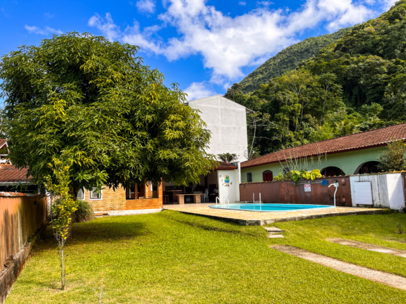 Casa em Condomínio à Venda – Praia da Lagoinha, Ubatuba