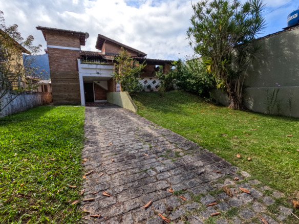 Casa à Venda na Praia do Sapê – Ubatuba/SP